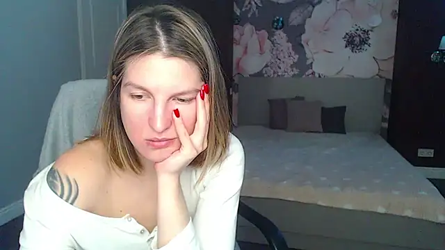 EmilyWalkeri online show from 02.19.25