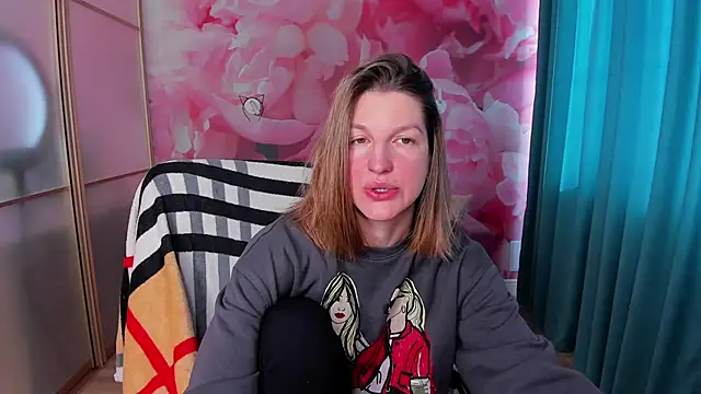 EmilyWalkeri online show from 03.21.25