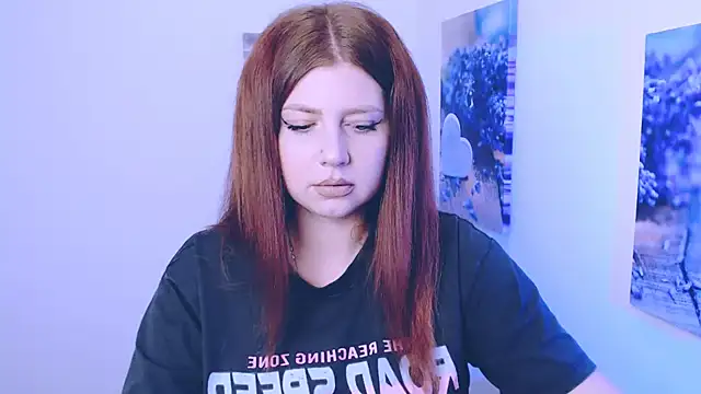 Lizzy Love online show from 10.25.25