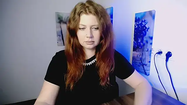 Lizzy Love online show from 02.26.26