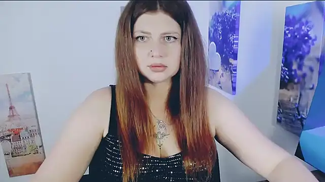 Snapshot of Lizzy_Love chatting on 06.21.26 Lizzy Love online show from 06.21.26