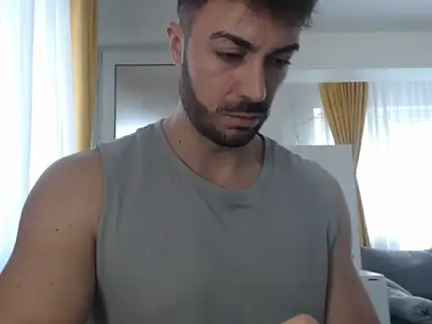 Snapshot of GoldenMark chatting on 10.15.25 GoldenMark online show from 10.15.25