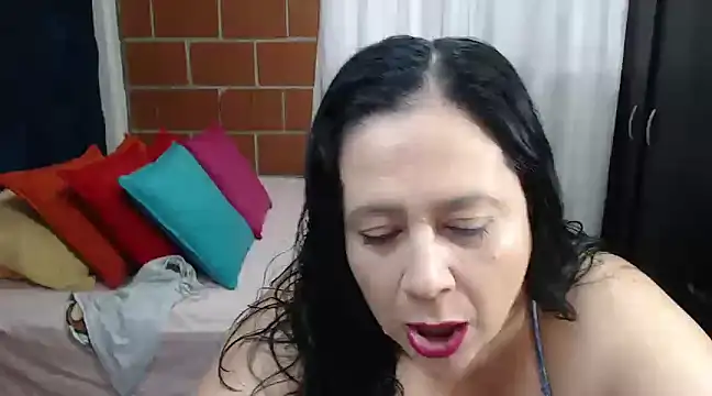 Snapshot of karlaton1977 chatting on 01.03.25 karlaton1977 online show from 01.03.25