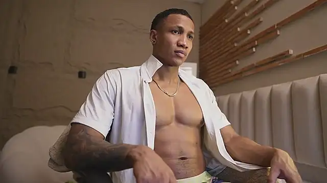 Logan Varela online show from 04.01.26