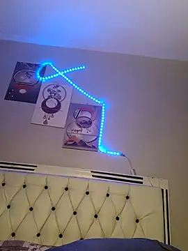 C-yoyo online show from 11.17.25