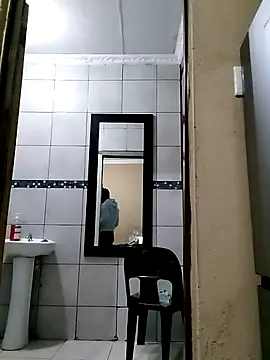 Snapshot of bigvendadick chatting on 03.16.25 bigvendadick online show from 03.16.25