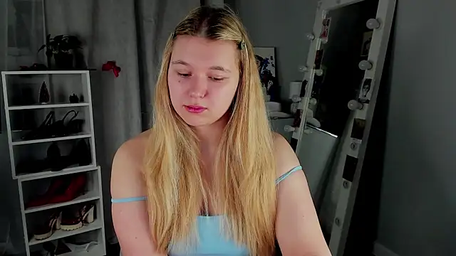 Rebecca Kelly online show from 01.13.26