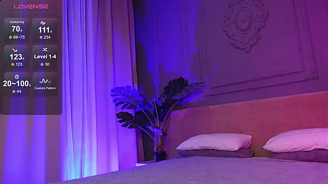 Liv Fay online show from 11.12.25