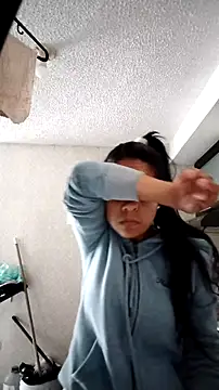 Tiphanydirty3 online show from 04.18.26