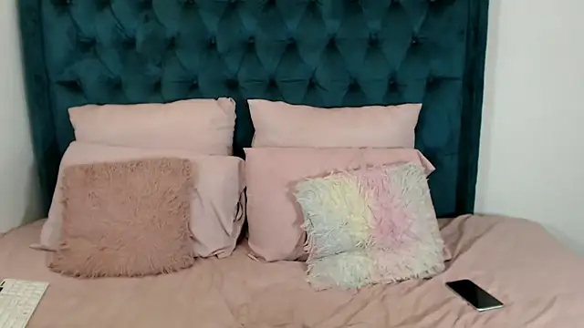 1Blackertheberry1 online show from 02.01.25