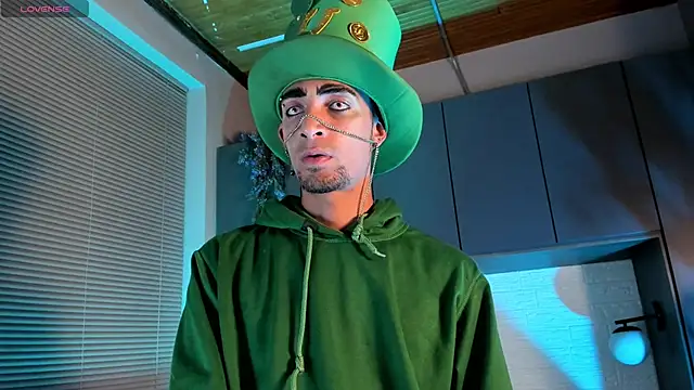 DrakeNeumann online show from 10.29.25