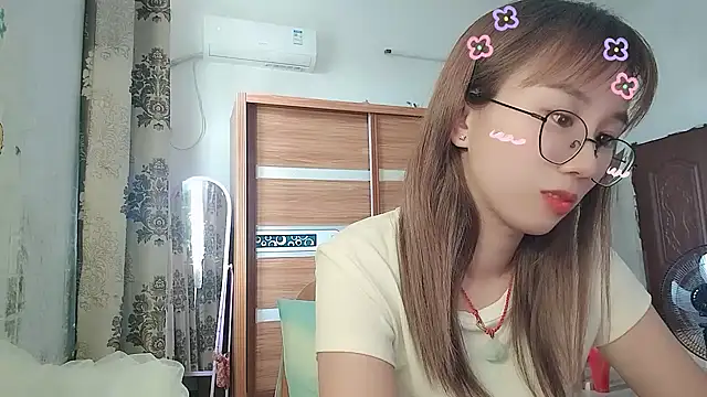 Snapshot of Lili_666 chatting on 06.24.26 Lili 666 online show from 06.24.26