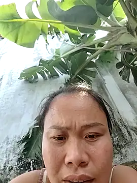 Snapshot of Hotpussy3ox chatting on 11.27.25 Hotpussy3ox online show from 11.27.25