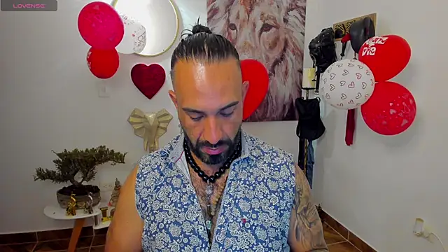 mr maik online show from 02.15.25