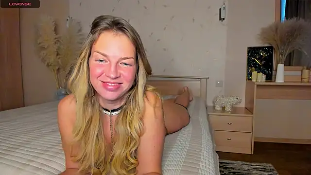 Snapshot of Jeanne_Williams chatting on 02.01.25 Jeanne Williams online show from 02.01.25