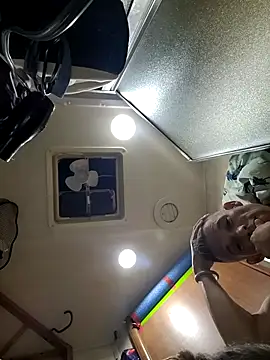 ILUV2TUCHMYKITTY online show from 09.13.25