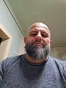 Snapshot of AlexandruCsaba chatting on 10.06.25 AlexandruCsaba online show from 10.06.25