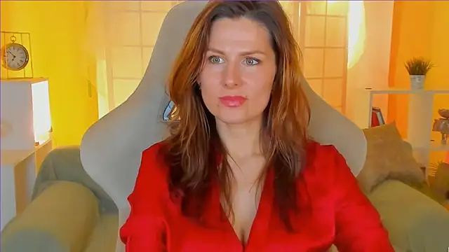 April o Nill online show from 01.04.25