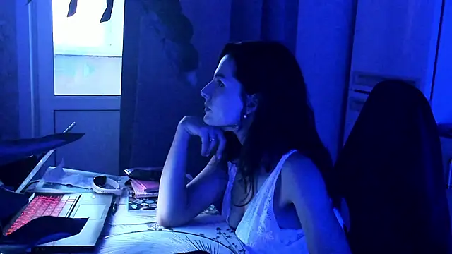 Snapshot of April_o_Nill chatting on 10.03.25 April o Nill online show from 10.03.25