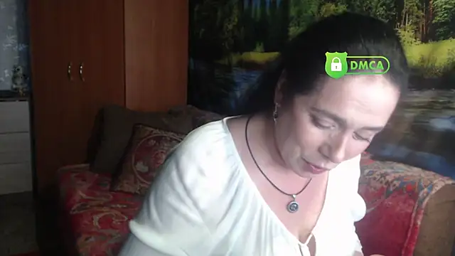 Snapshot of RositaSky chatting on 12.14.24 RositaSky online show from 12.14.24