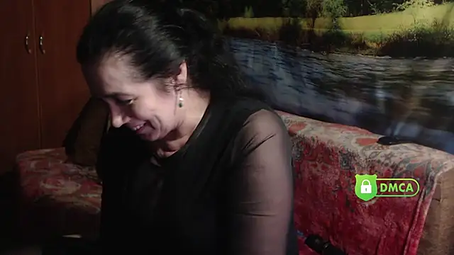 Snapshot of RositaSky chatting on 03.06.25 RositaSky online show from 03.06.25