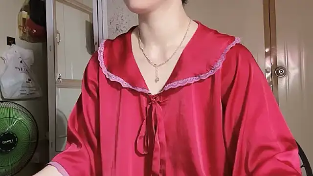 LinhChi 9x online show from 04.15.26