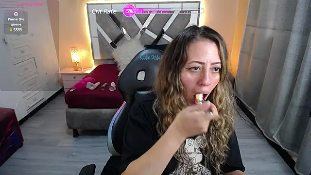 miss hanna07 online show from 02.21.25