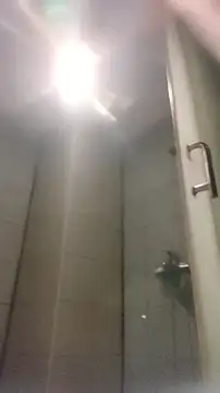 Snapshot of YuHsuant chatting on 12.04.25 YuHsuant online show from 12.04.25