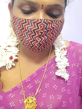 Snapshot of malliga98 chatting on 01.07.26 malliga98 online show from 01.07.26