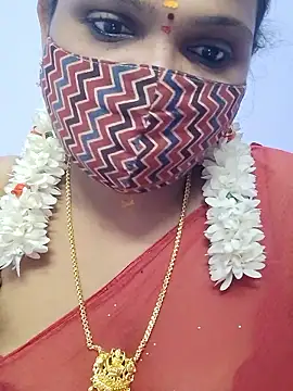 Snapshot of malliga98 chatting on 01.08.26 malliga98 online show from 01.08.26