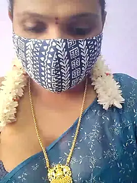 Snapshot of malliga98 chatting on 01.12.26 malliga98 online show from 01.12.26