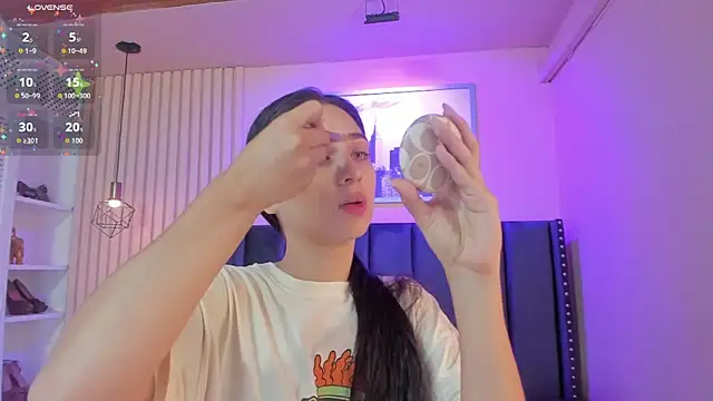 Snapshot of diosa_cristal chatting on 07.05.26 diosa cristal online show from 07.05.26