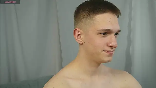 Snapshot of dustyn_fox chatting on 01.17.25 dustyn fox online show from 01.17.25