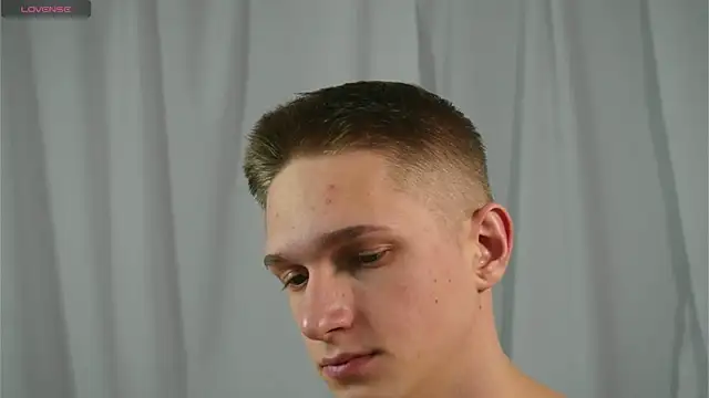 Snapshot of dustyn_fox chatting on 01.20.25 dustyn fox online show from 01.20.25