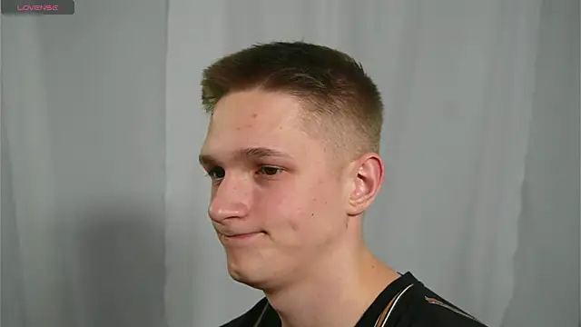 Snapshot of dustyn_fox chatting on 01.22.25 dustyn fox online show from 01.22.25