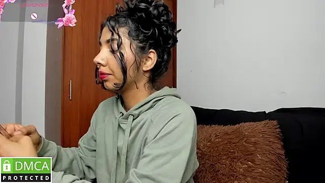 jasmine bunny  online show from 02.17.25