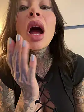 Iam Annii online show from 02.24.25