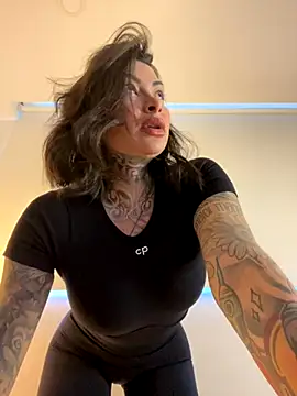 Iam Annii online show from 09.15.25