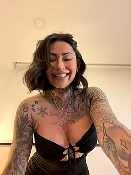 Iam Annii online show from 10.04.25