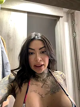 Iam Annii online show from 10.19.25