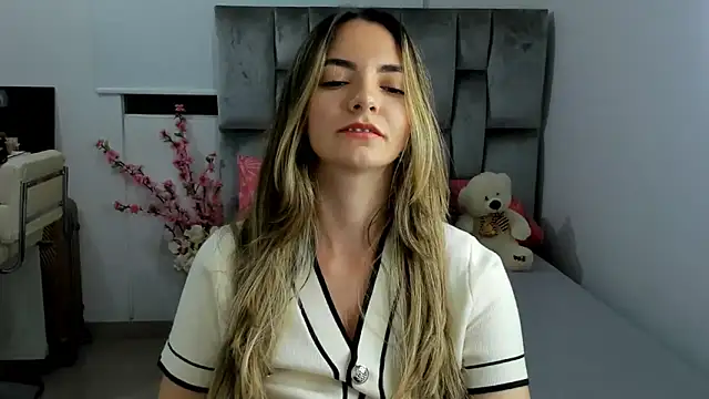 baby-miah online show from 01.05.25