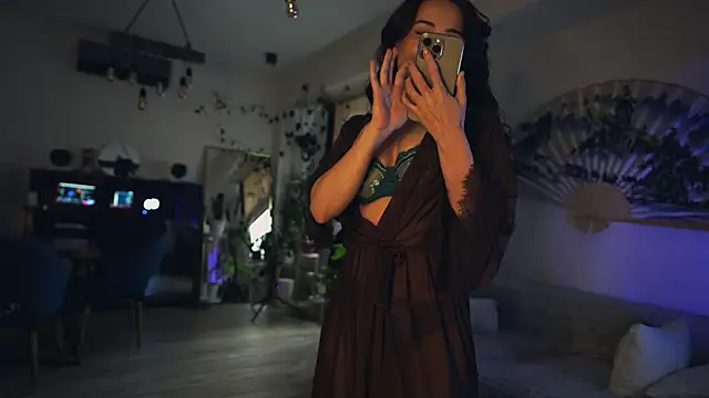 Leona Mell online show from 03.03.26