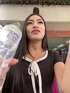 Effy Bonny online show from 02.10.25