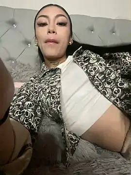 Effy Bonny online show from 03.15.25