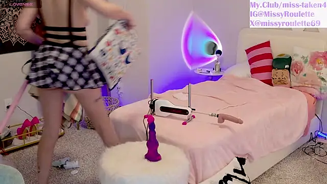 Snapshot of MissyRoulette chatting on 01.15.25 MissyRoulette online show from 01.15.25