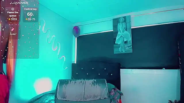 Kendall hornyy online show from 03.05.26