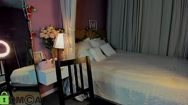 Dearly Emily online show from 01.06.26