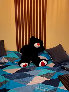  Shara Handal  online show from 10.25.25