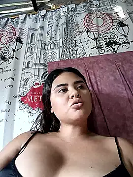 Snapshot of sexy-latin10 chatting on 04.18.26 sexy-latin10 online show from 04.18.26