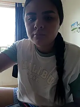 Snapshot of sexy-latin10 chatting on 04.23.26 sexy-latin10 online show from 04.23.26